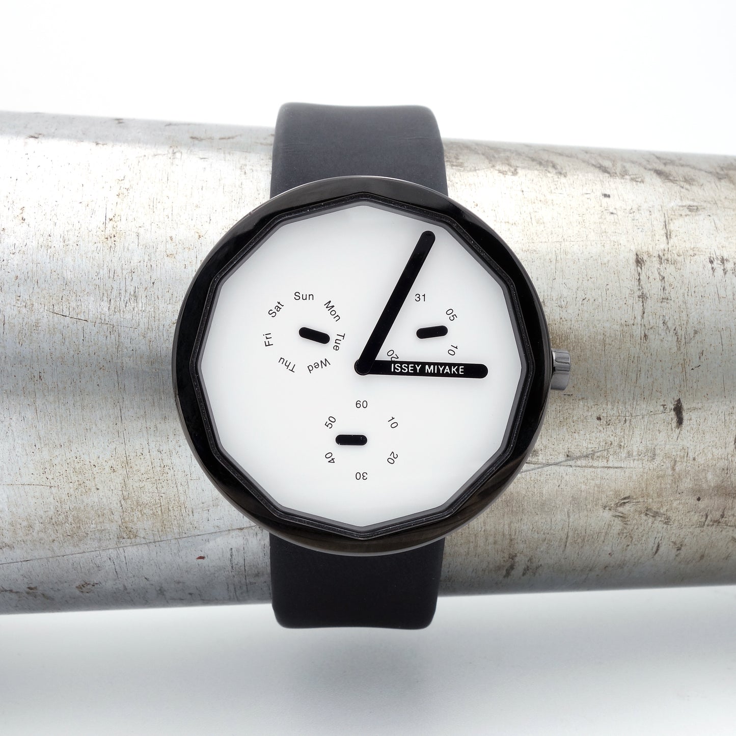 Issey Miyake SILAP horloge 38 mm met leren band