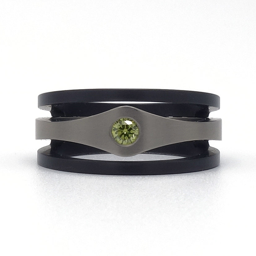 Lovely ring van titanium en zwart zirkonium met diamant van 0,10 ct