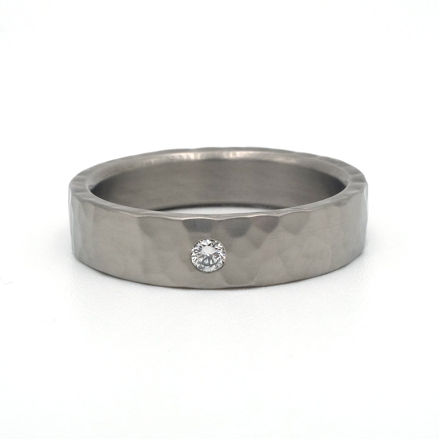 Hamerslag | Titanium & Diamant