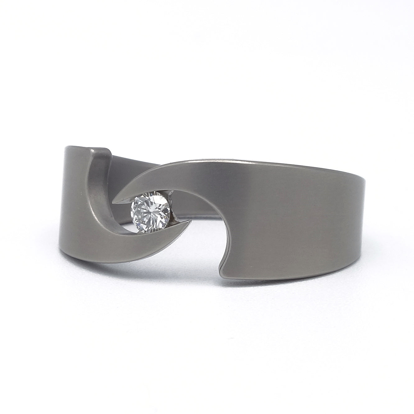 Touché 2 | Titanium & Diamant