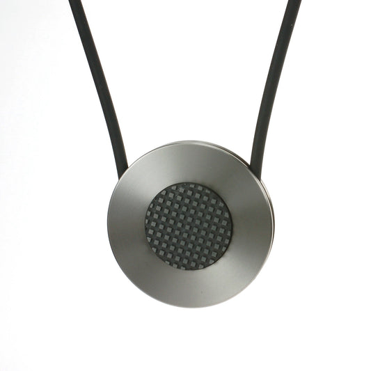 Geruite zwarte zirkonium inlay voor de Wissel XL hanger – stijlvol en krachtig met een stoere, grafische structuur.