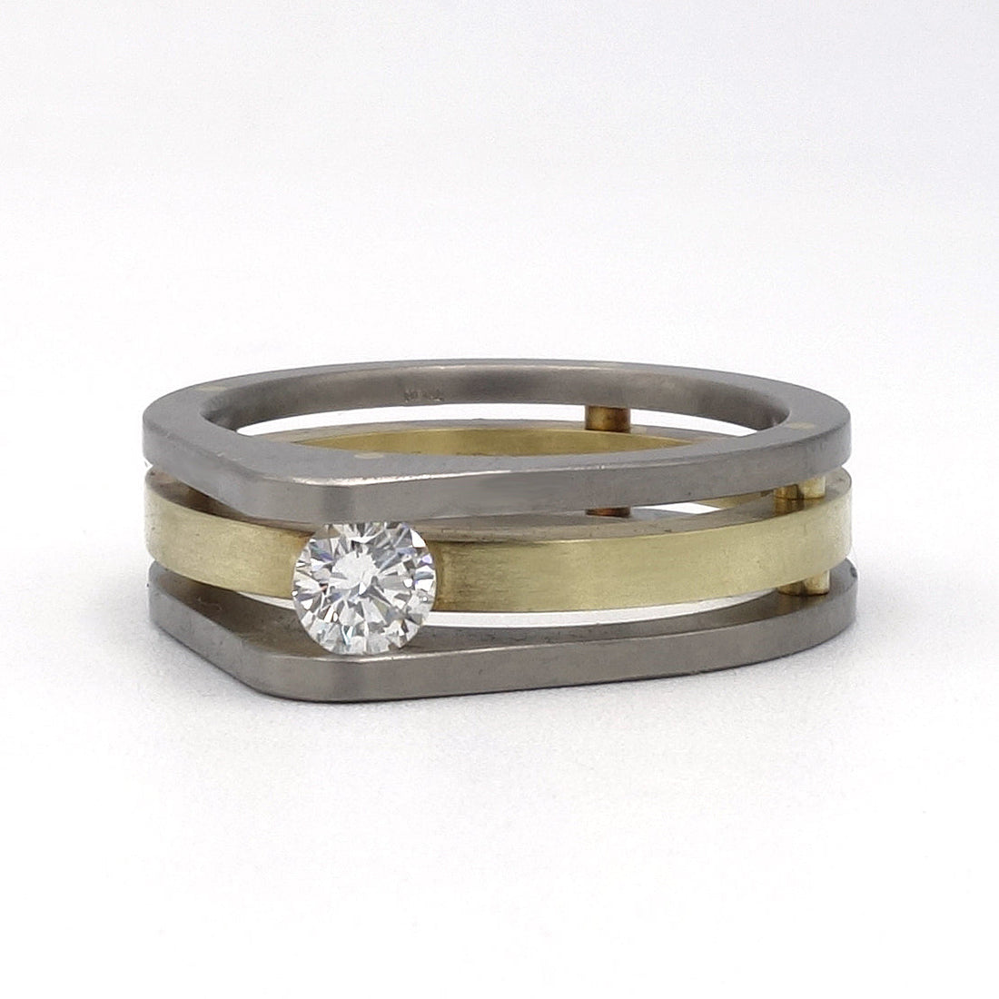 Sieraad van de Maand – Maart