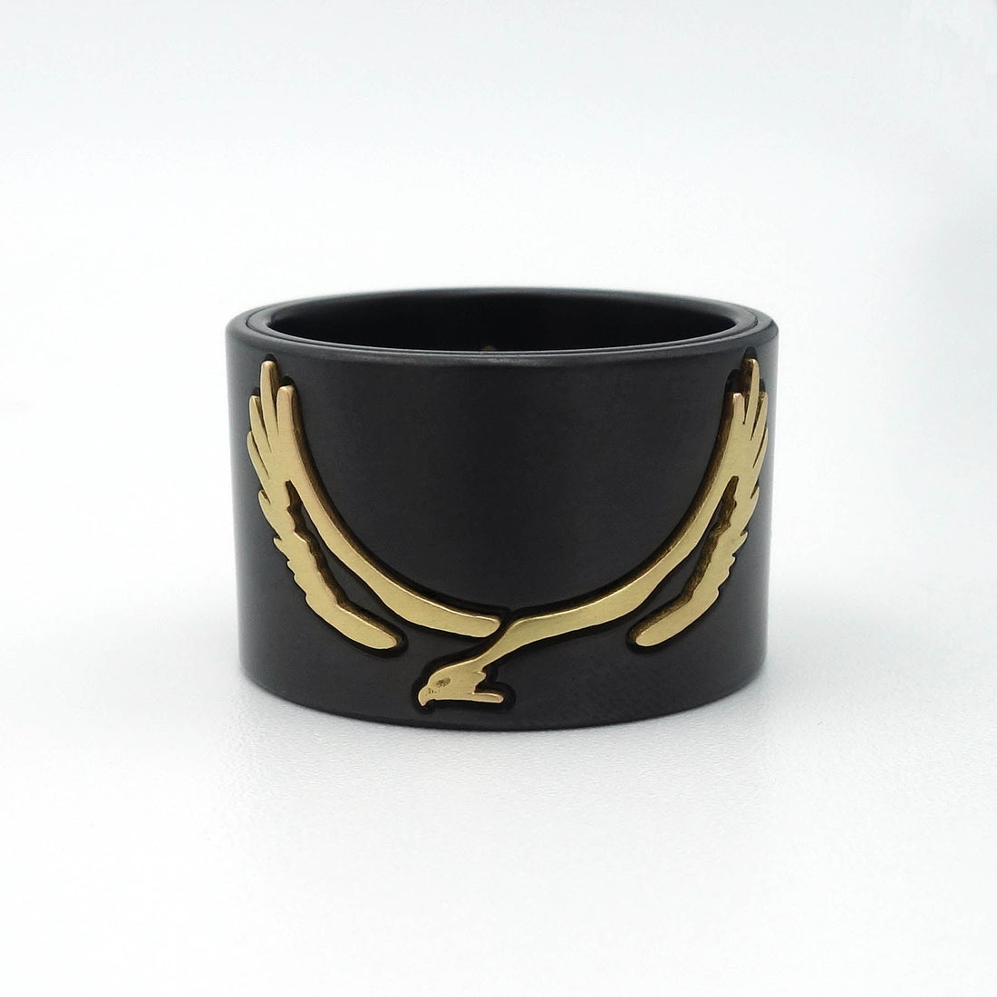Zirkonium ring met gouden adelaar