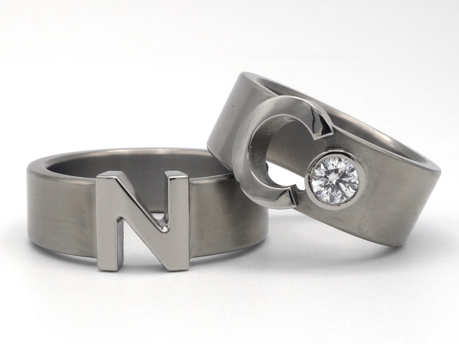 titanium ringen met initalen damesring met diamant