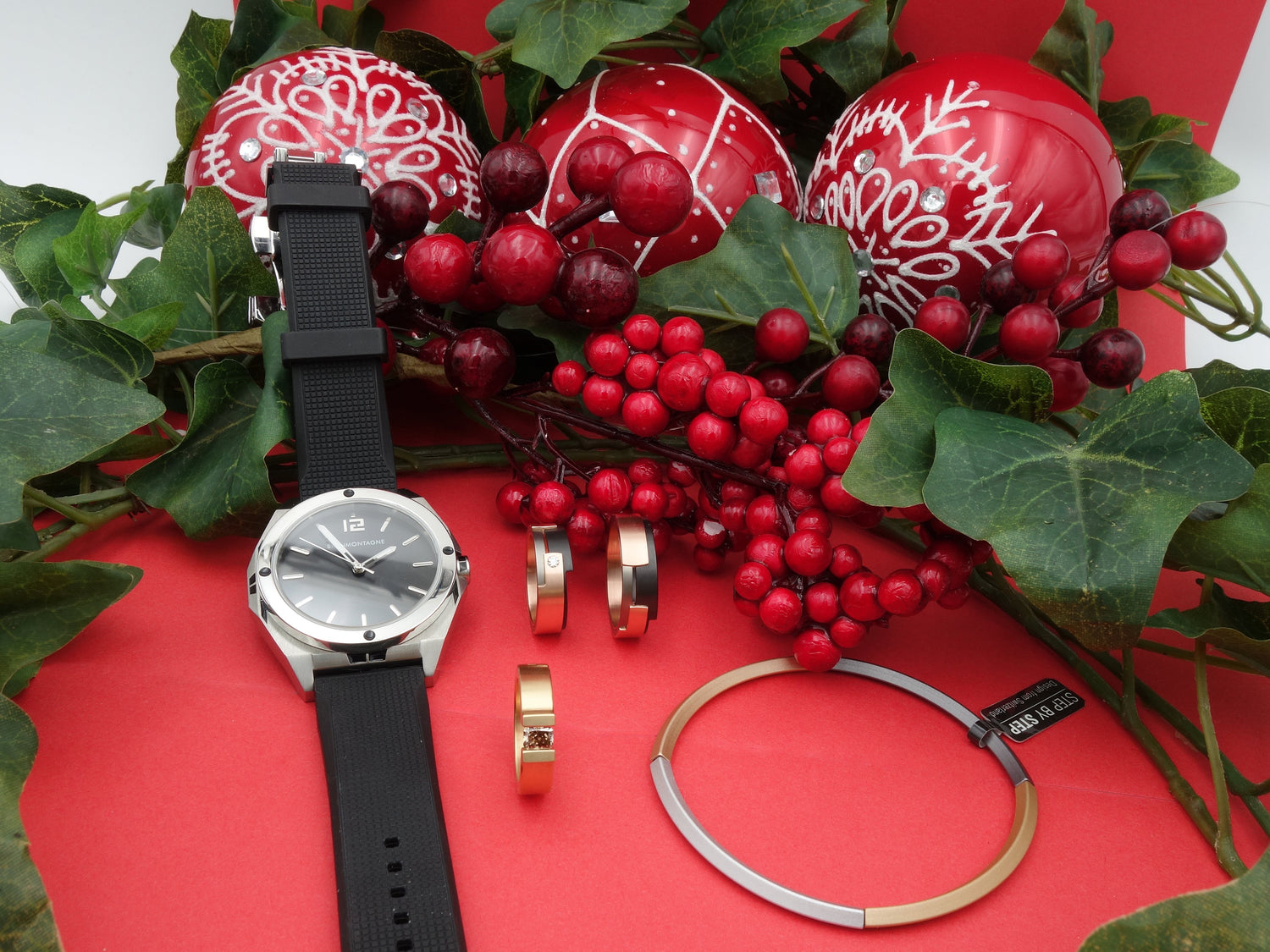 Ontdek de kerstselectie van Metal Art: moderne ringen, armbanden en horloges met karakter. Tijdloze sieraden om te geven of om jezelf mee te verrassen.