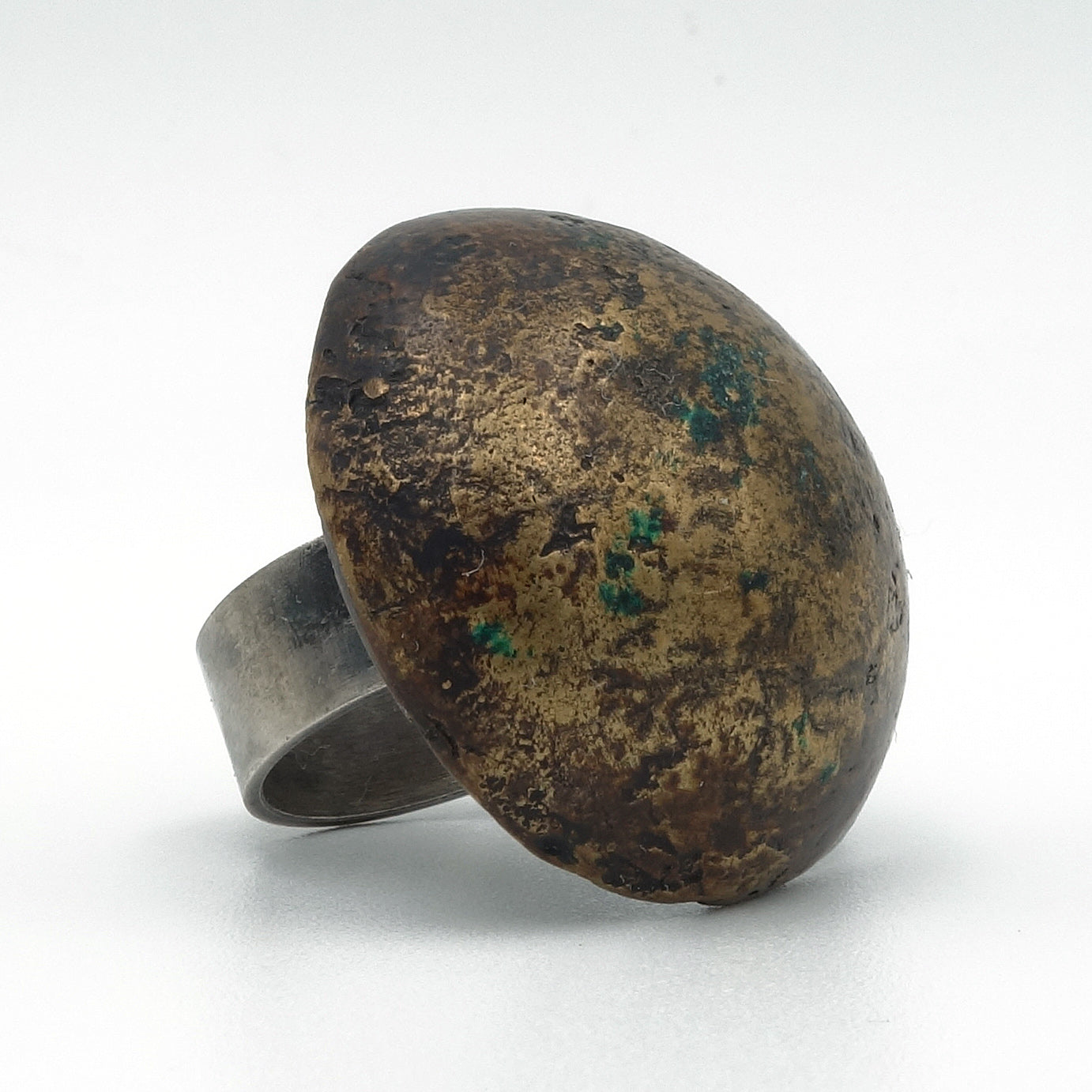 bronzen ring, bolle vorm groot 32 mm
