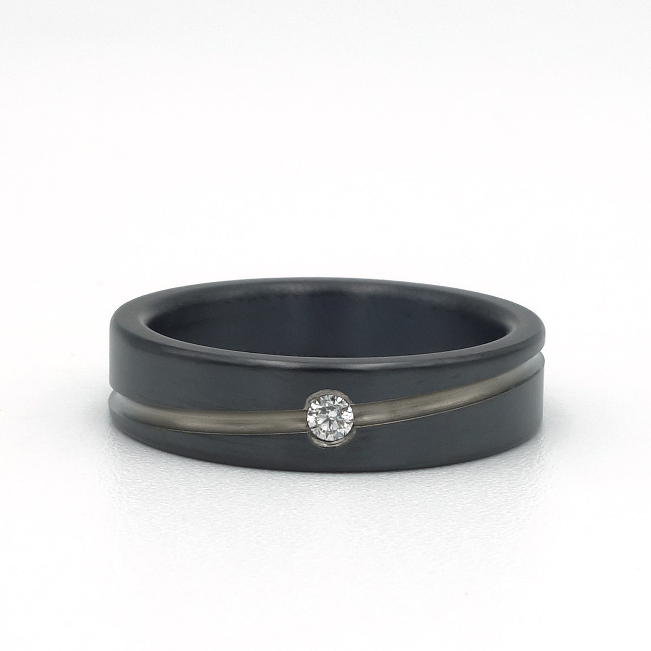 Diago zw/gr | Zirkonium zwart-grijs 5 mm met diamant