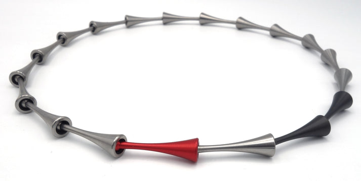 Pion Collier Zwart Zirkonium en Rood