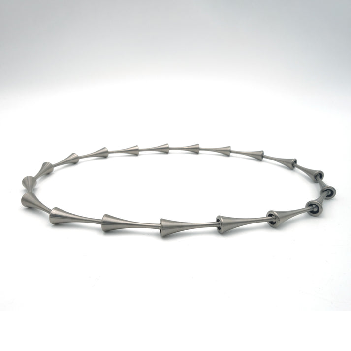 Pion Collier Titanium Naturel