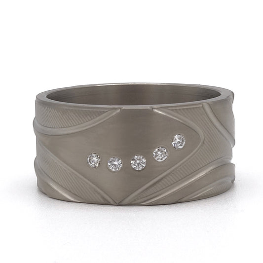 Titanium Psy ring met lijnpatroon en vijf diamanten van 0,02 ct.