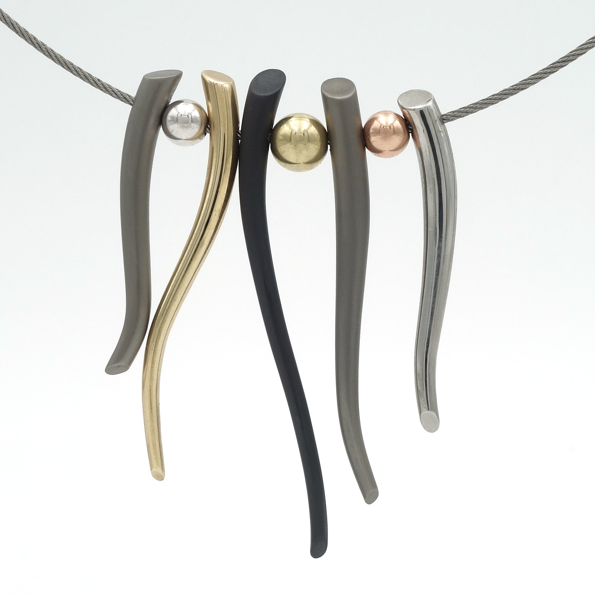 Rietspriet Special collier met titanium, zirkonium, edelstaal en witgoud geelgoud roodgoud