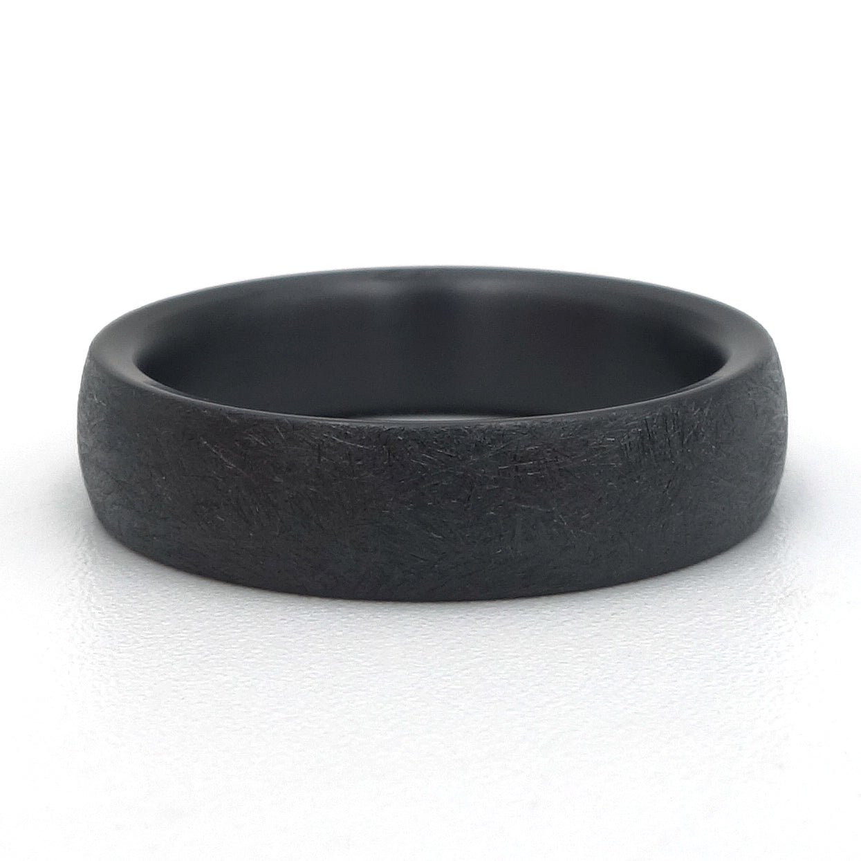 Scratched | Zirkonium