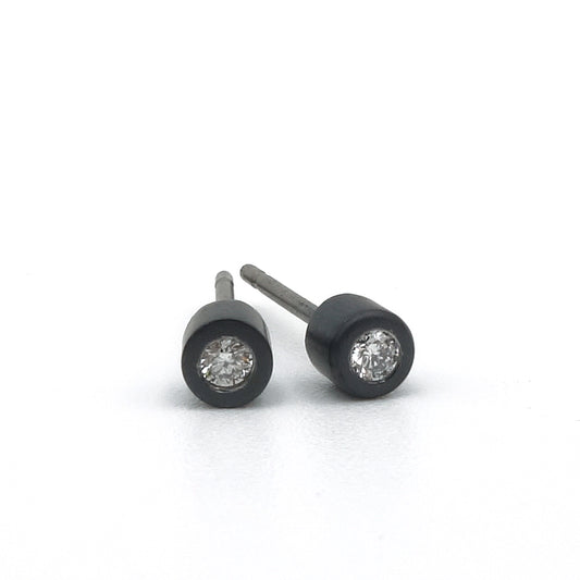 Spot oorbellen van zirkonium met witte diamant, kleine zwarte oorbel