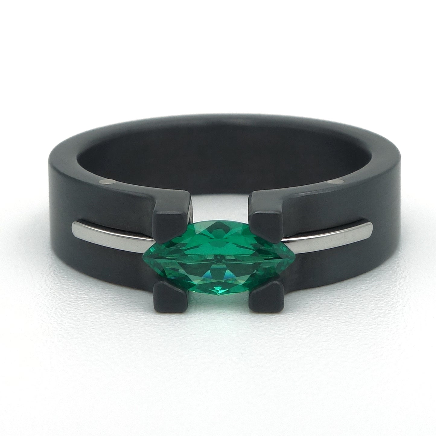 Sunrise Black | Zirkonium & Edelstaal met Smaragd