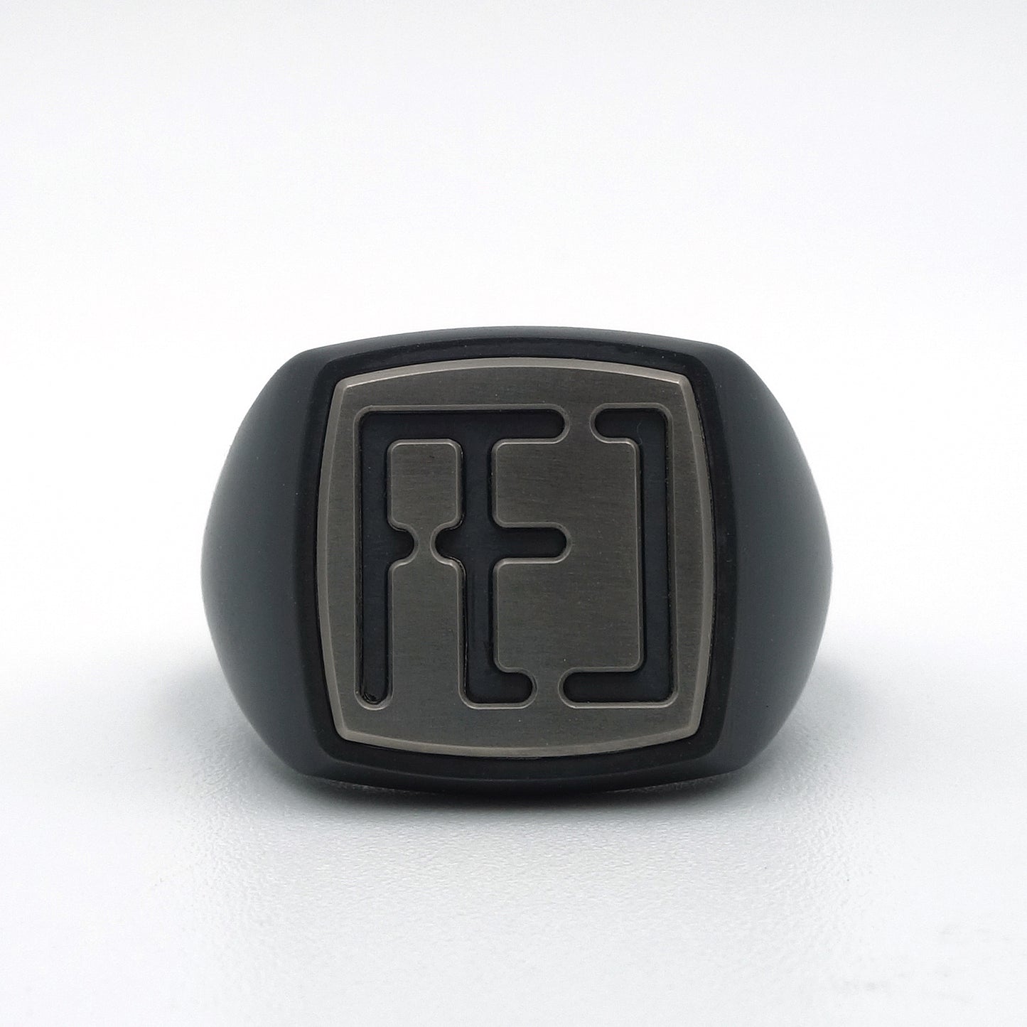 Zegelring Klassiek | Zirkonium met titanium inleg