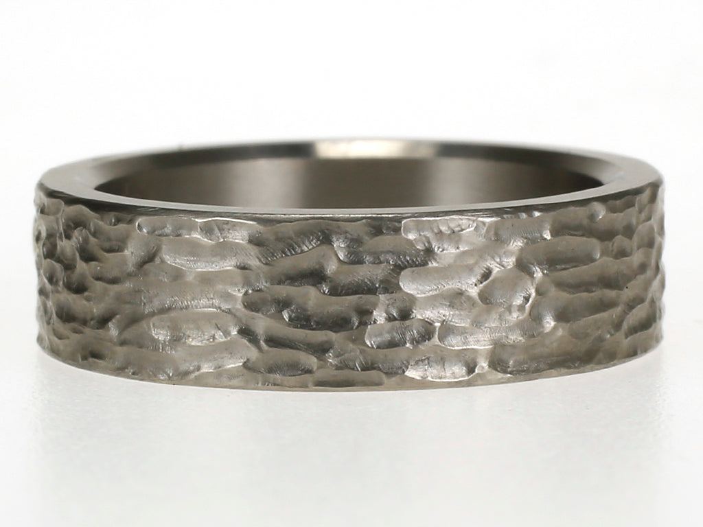 Strand | Titanium