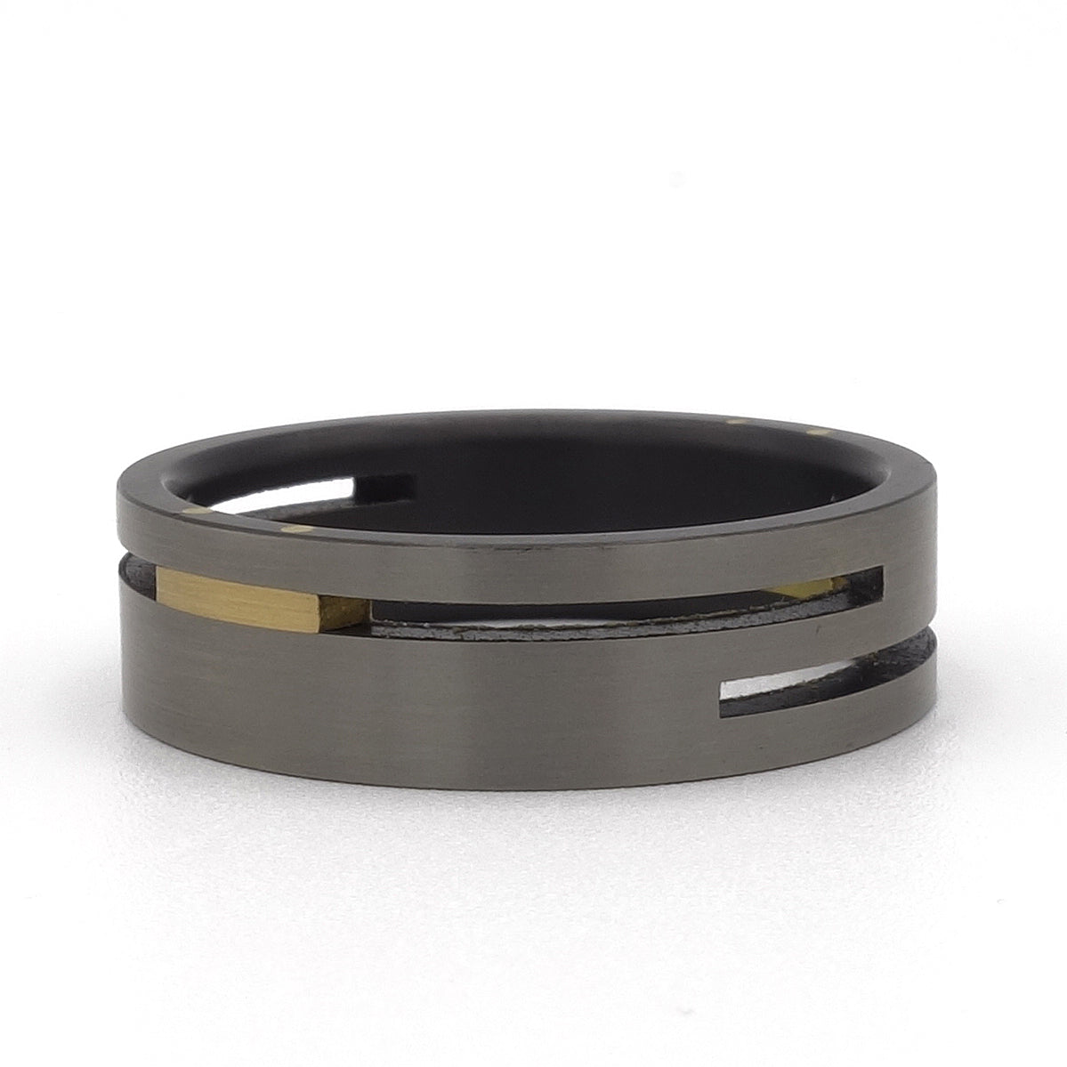 Helix & Split-level | Zirkonium & Geelgoud